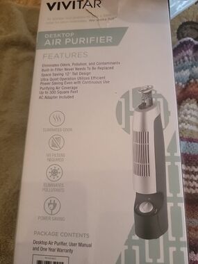 Vivitar Desktop Air Purifier in White and Black